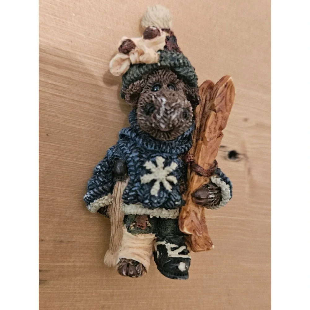 Enesco Winter Moose Figurine Skiing Brooch Holiday EGON THE SKIER Moose #26308‎